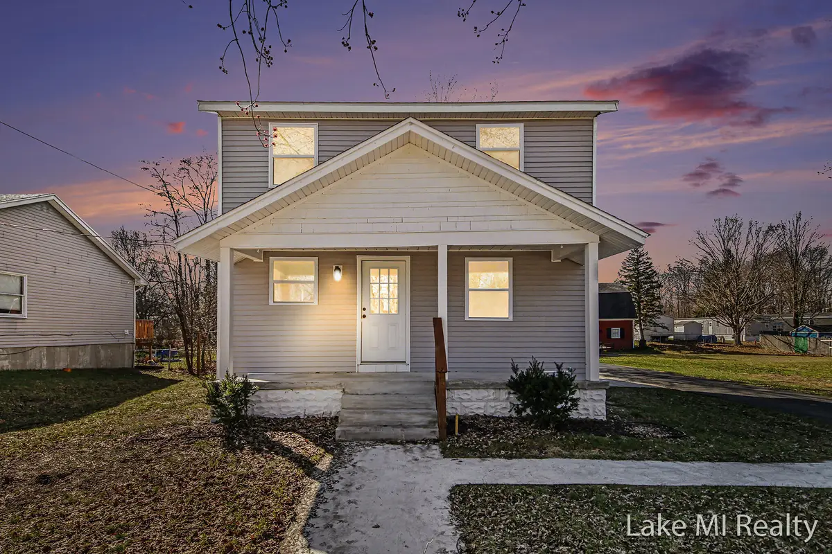 372 SE 60th Street Se, Grand Rapids, MI 49548 - #1