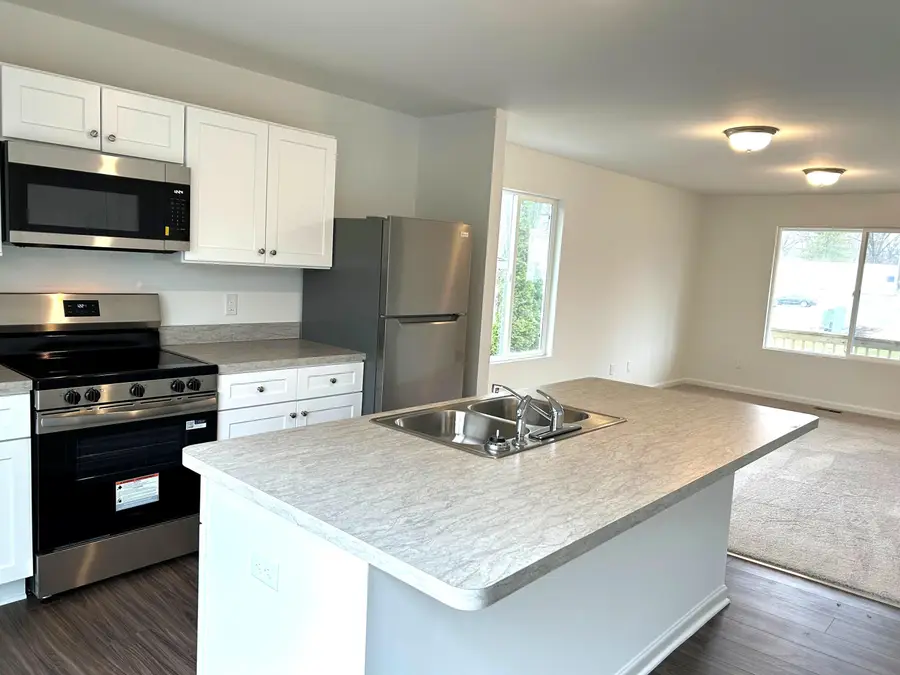 125 N Elm Avenue, Jackson, MI 49202 - #2