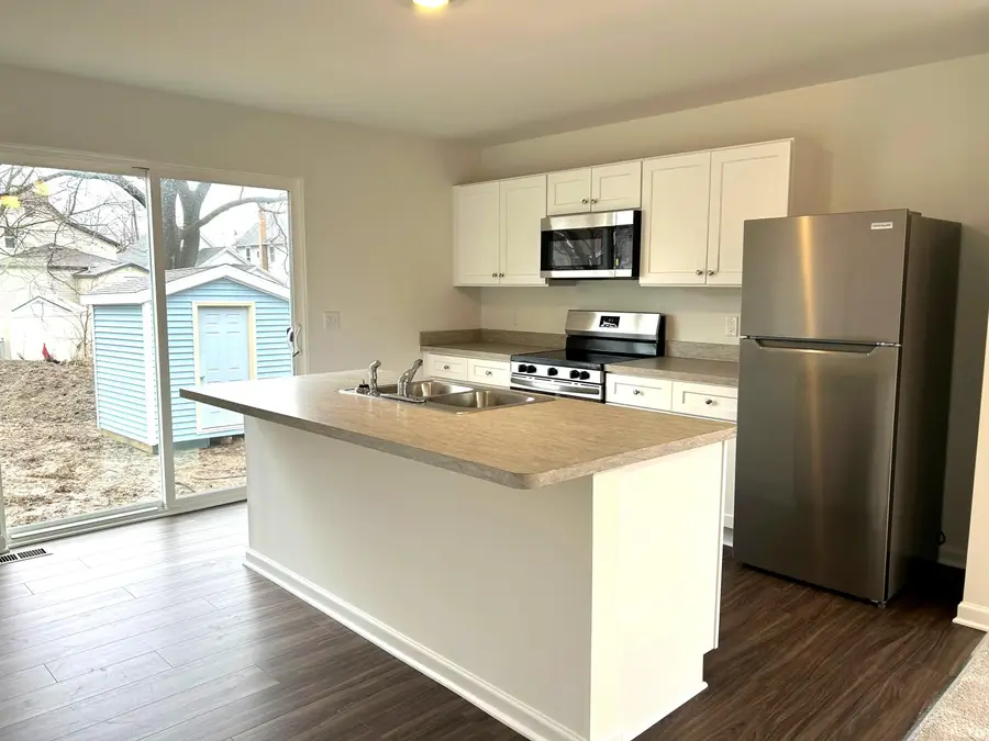 125 N Elm Avenue, Jackson, MI 49202 - #3