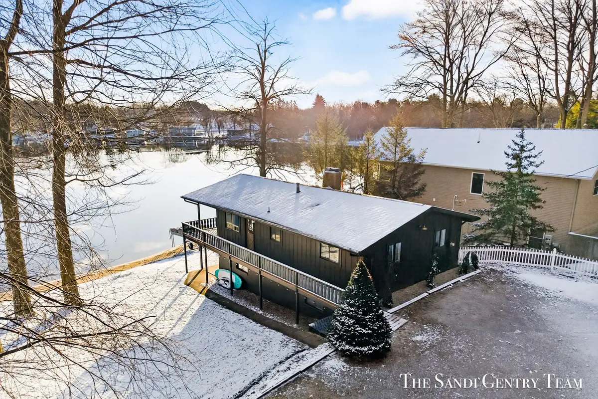 4050 W Orchard Drive, Hart, MI 49420 - #1