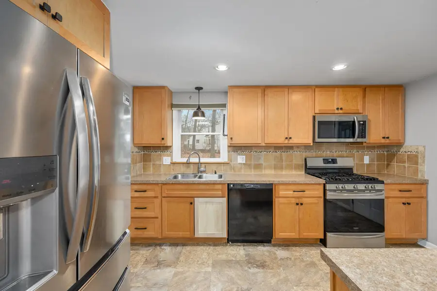 4665 Westshire Drive Nw, Comstock Park, MI 49321 - #2