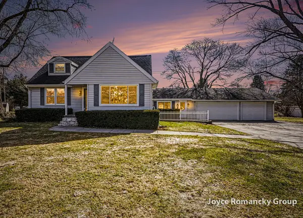 503 W Gilson Street, Edmore, MI 48829