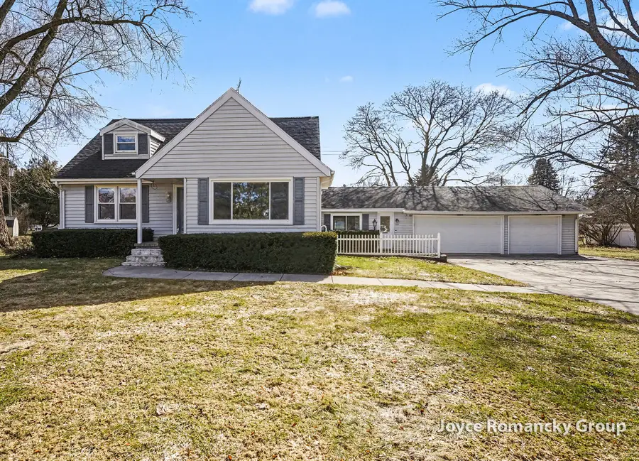 503 W Gilson Street, Edmore, MI 48829 - #2