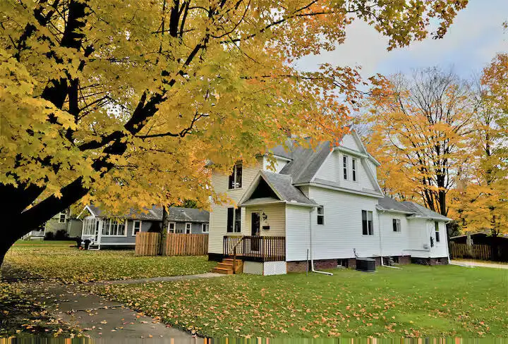 402 Jefferson Street, Cassopolis, MI 49031 - #1