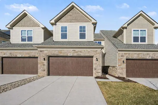 3084 N Spurway Drive, Ann Arbor, MI 48105