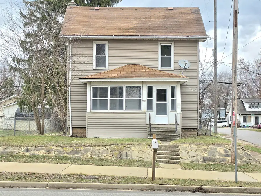 406 E Mcdevitt Avenue, Jackson, MI 49203 - #3