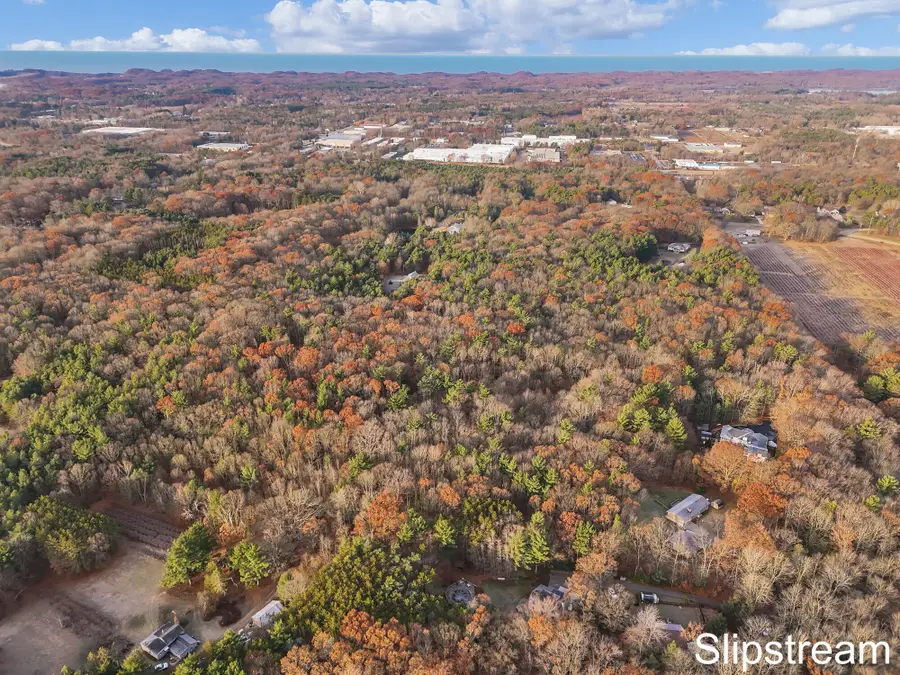 18651 W Spring Lake Road, Spring Lake, MI 49456 - #2