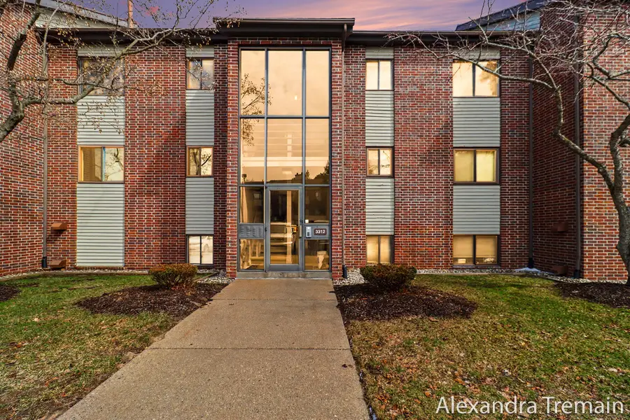 3312 Devonwood Hills Drive Ne #C, Grand Rapids, MI 49525 - #3