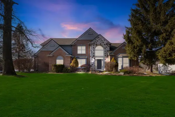 5958 Lohr Lake Drive, Ann Arbor, MI 48108