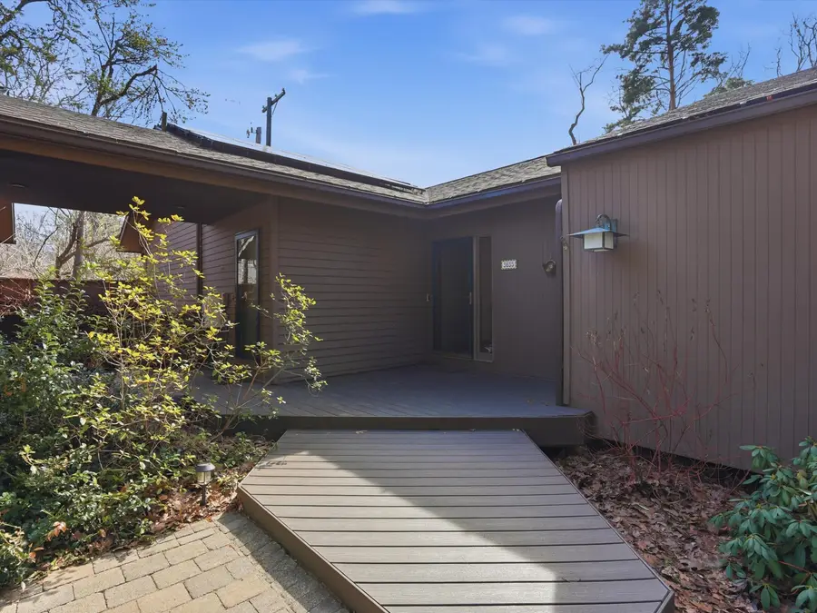 3635 Fox Hunt Drive, Ann Arbor, MI 48105 - #2