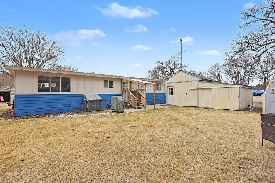 859 E Old Pine Trail #63, Newaygo, MI 49337 - #2