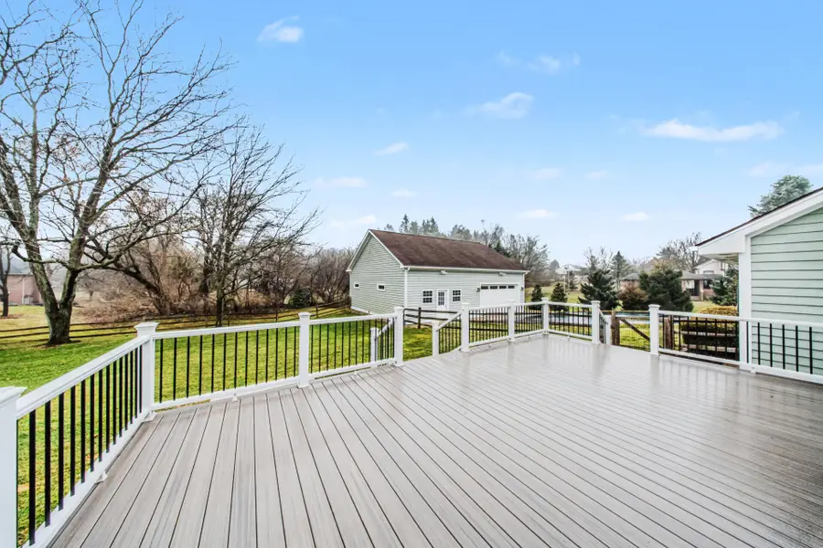 9055 Yorkshire Drive, Saline, MI 48176 - #2