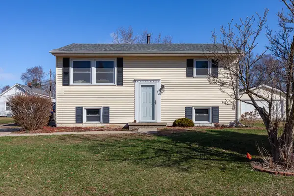 1207 W Pottawatamie Street, Tecumseh, MI 49286