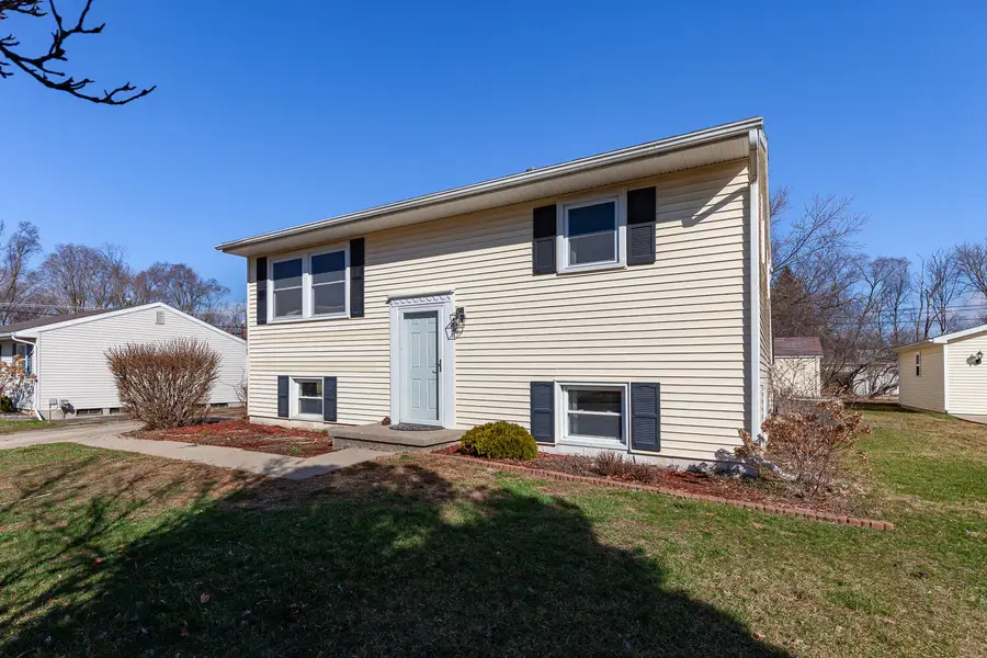 1207 W Pottawatamie Street, Tecumseh, MI 49286 - #3