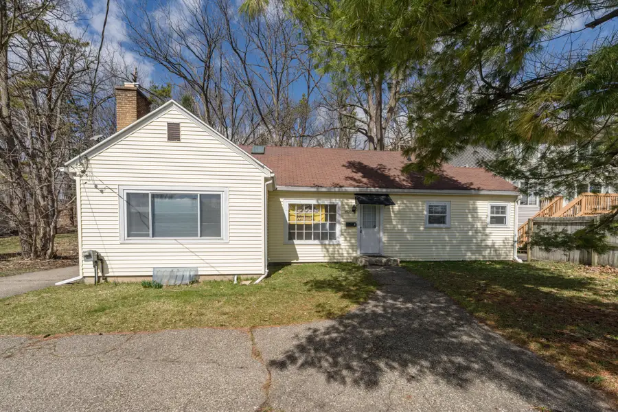 4310 W Michigan Avenue, Kalamazoo, MI 49006 - #3