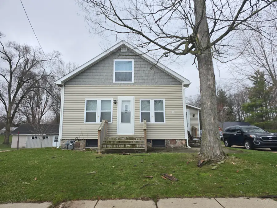 804 E State Street, Colon, MI 49040 - #3