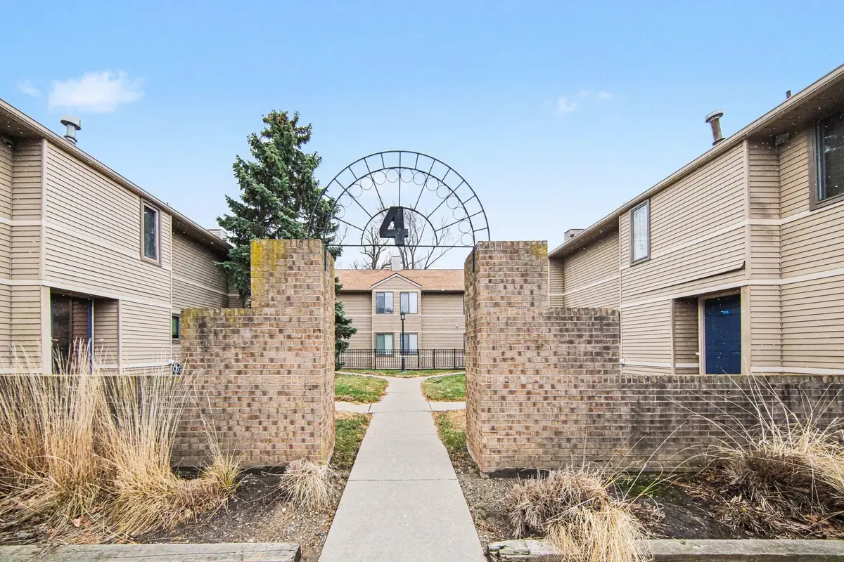 300 Briarcrest Drive #140, Ann Arbor, MI 48104 - #1
