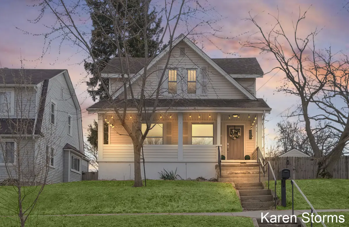 232 Dean Street Ne, Grand Rapids, MI 49505 - #1