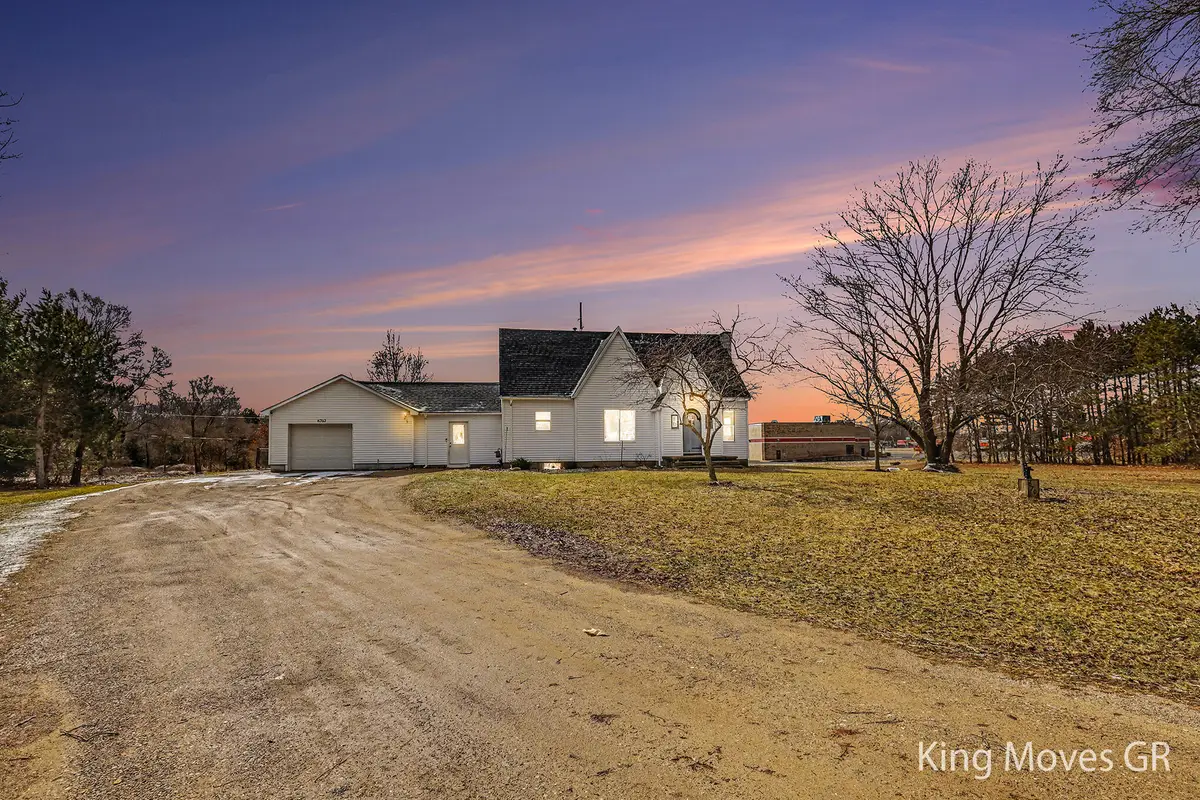 6703 Middleton Drive, Greenville, MI 48838 - #1