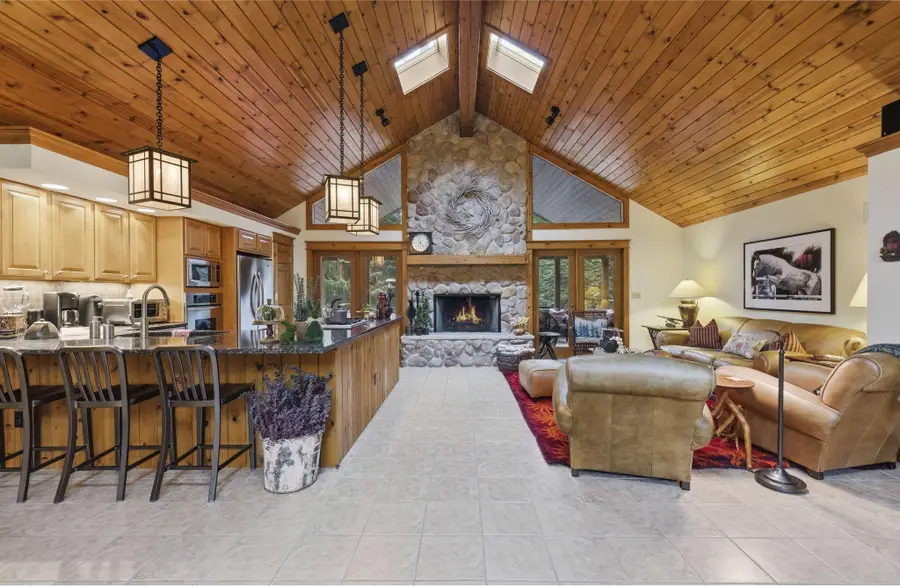 4004 Creek Drive, New Buffalo, MI 49117 - #2