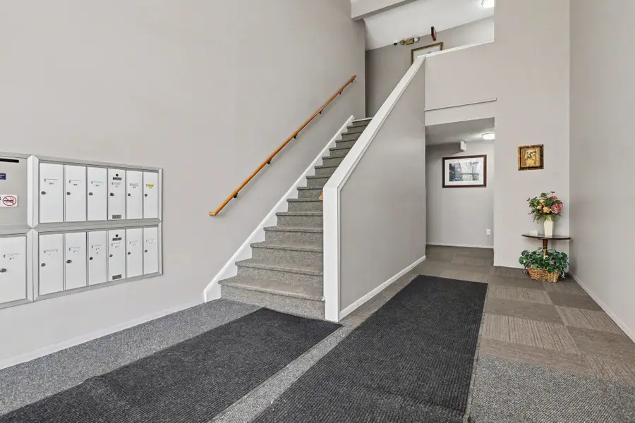 606 Lynn Avenue #1, Kalamazoo, MI 49008 - #3