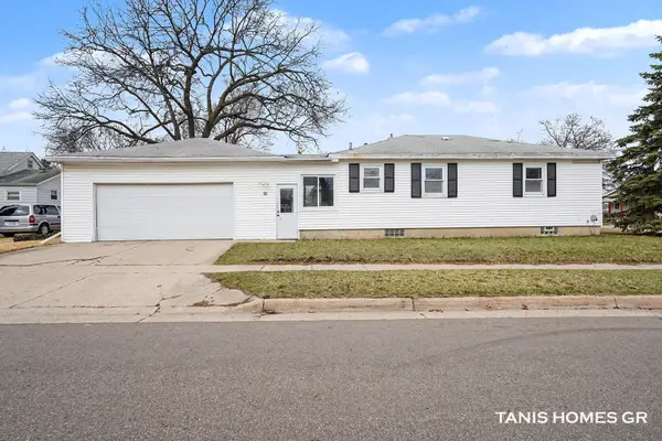 3691 Oriole Avenue Sw, Wyoming, MI 49509