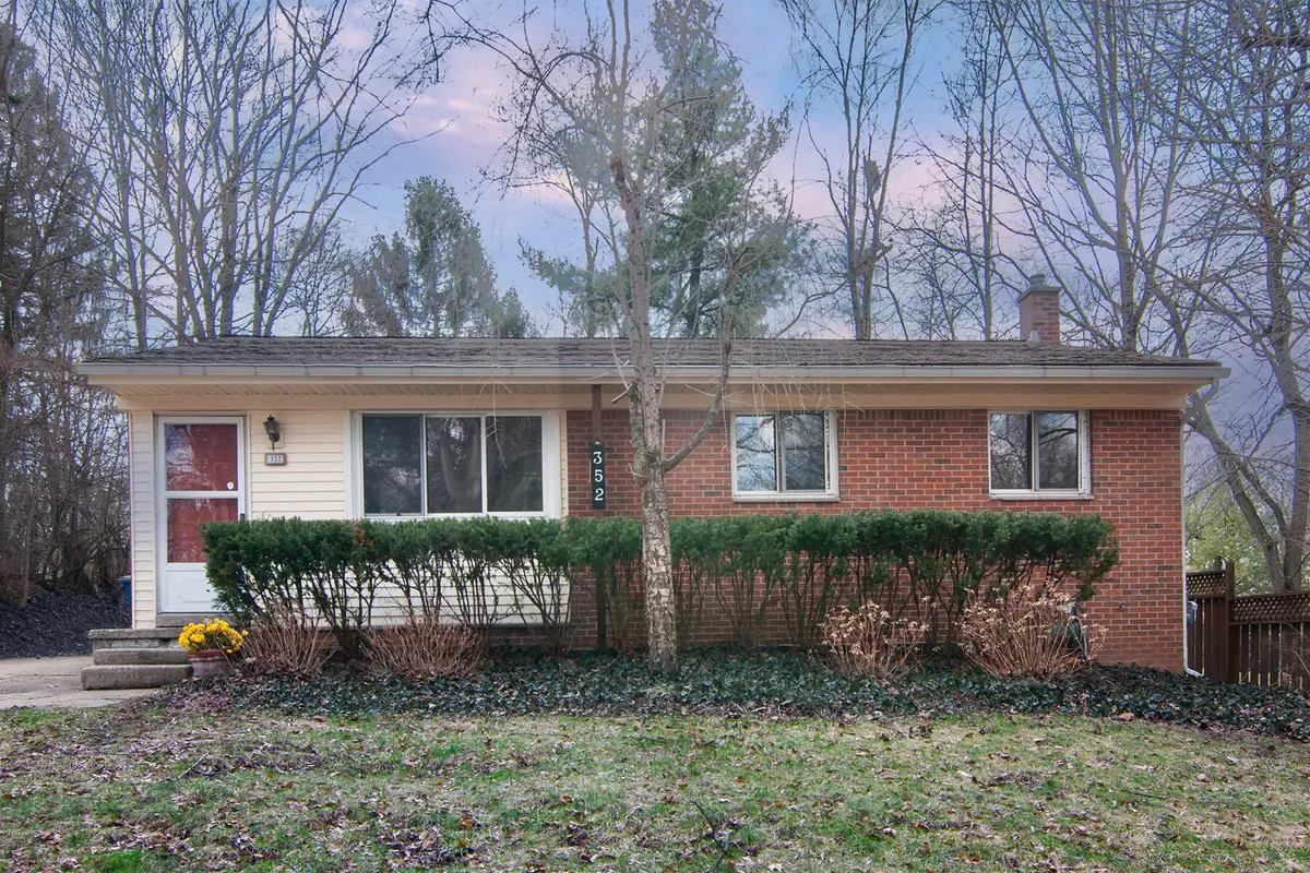 352 Manor Drive, Ann Arbor, MI 48105 - #1