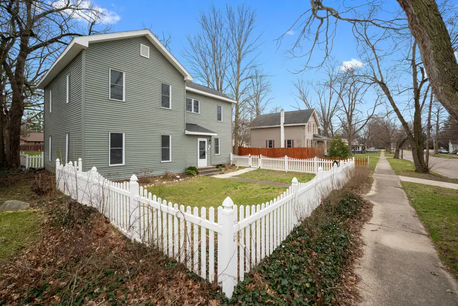 604 Orchard Street, Dowagiac, MI 49047 - #3