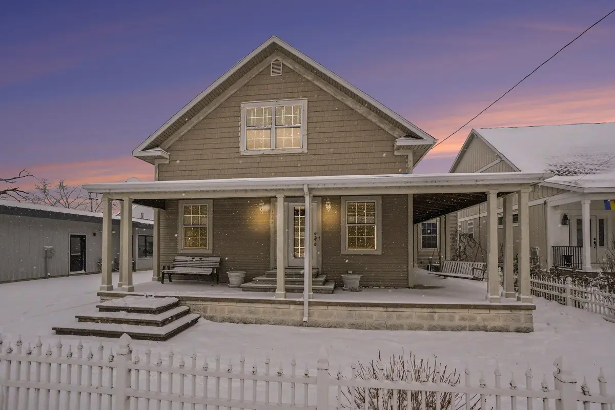 1382 Lakeshore Drive, Muskegon, MI 49441 - #1