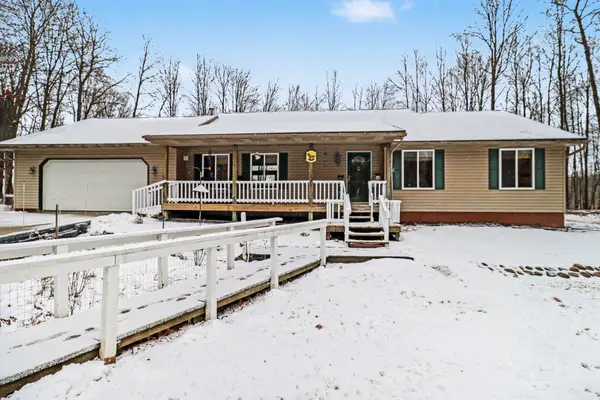 6175 Fox Run Circle, Canadian Lakes, MI 49346