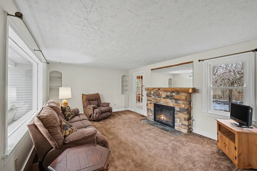 982 Woodworth Street Ne, Grand Rapids, MI 49525 - #3