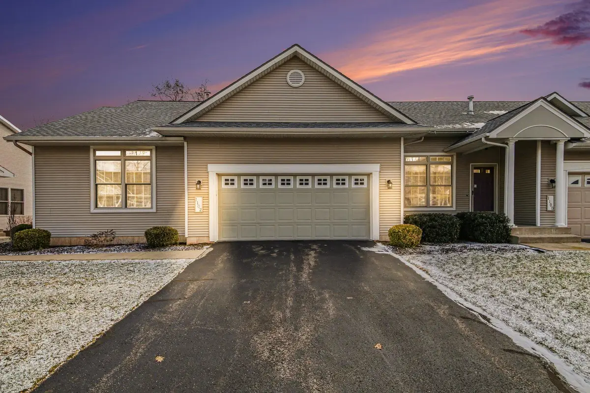 1102 Barrington Nw, Grand Rapids, MI 49534 - #1