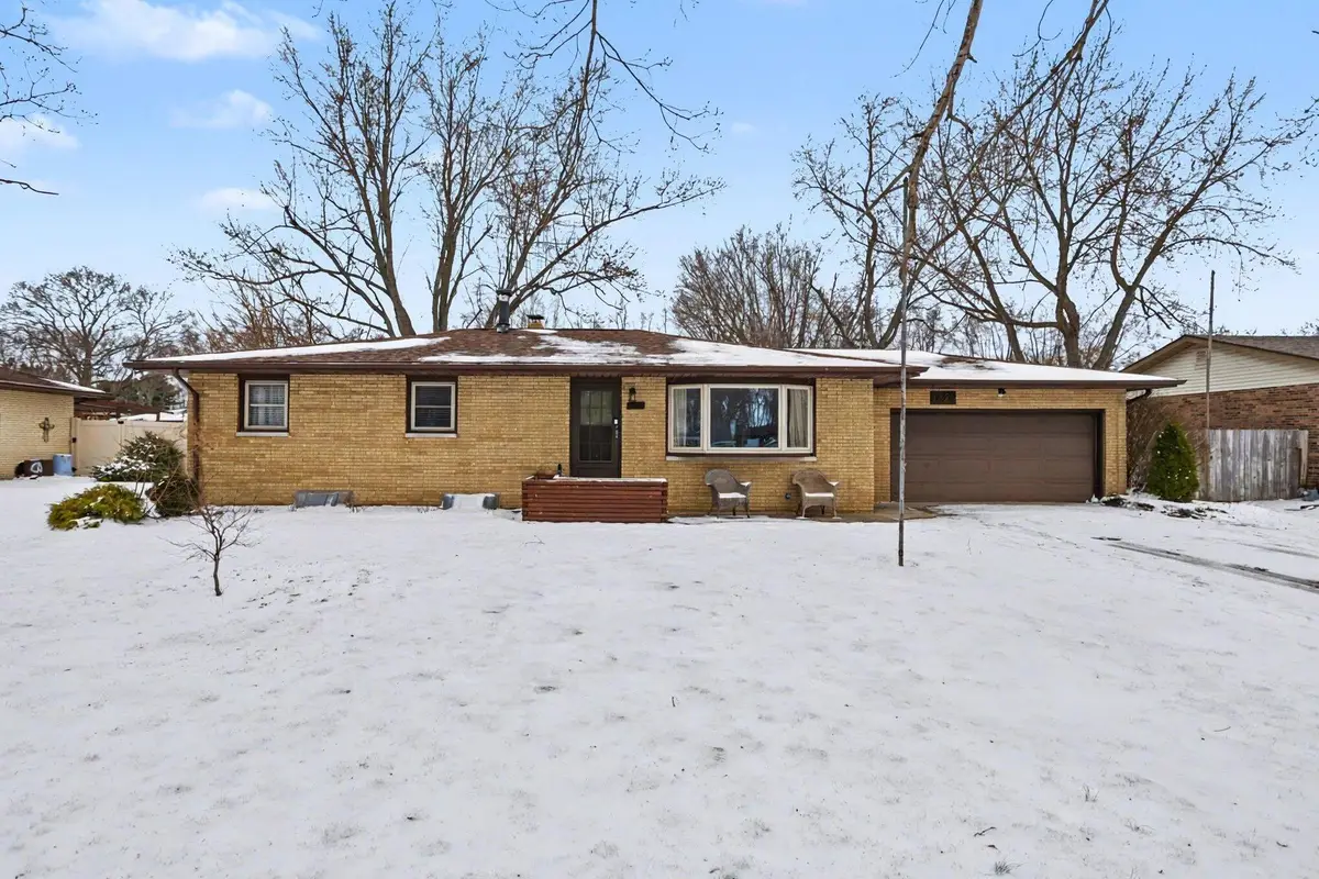 1829 Nash Drive, Saint Joseph, MI 49085 - #1