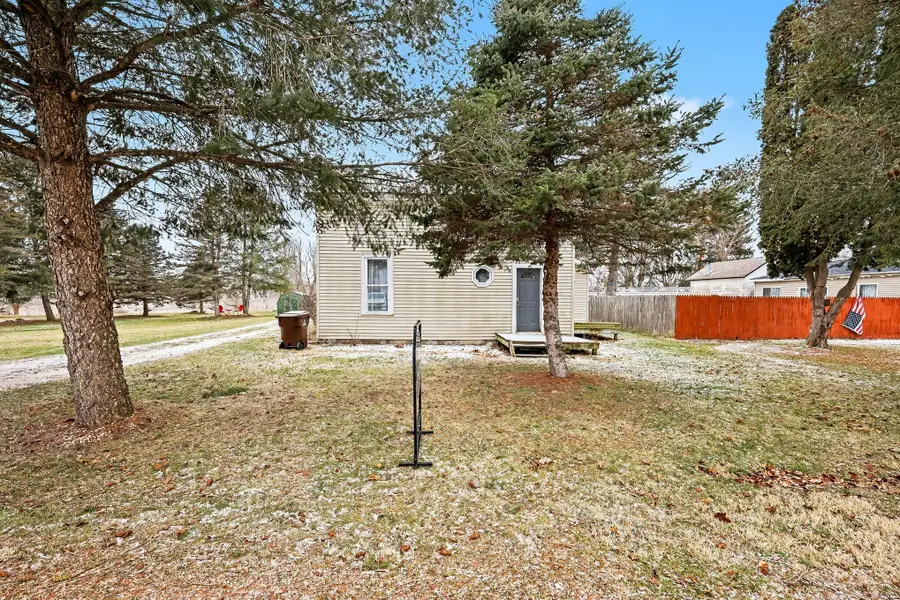 265 S Tabor Street, Lyons, MI 48851 - #3