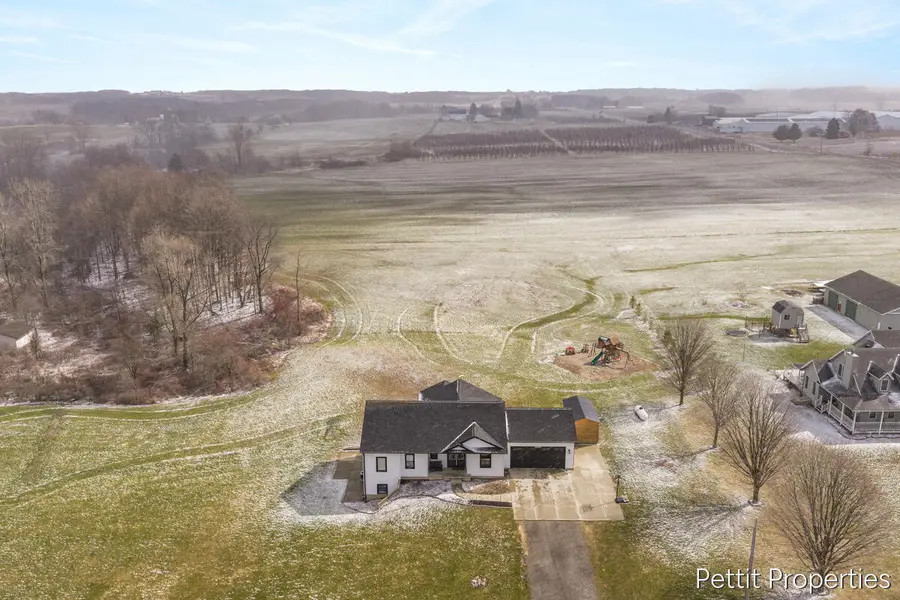 21650 Centennial Drive, Conklin, MI 49403 - #3