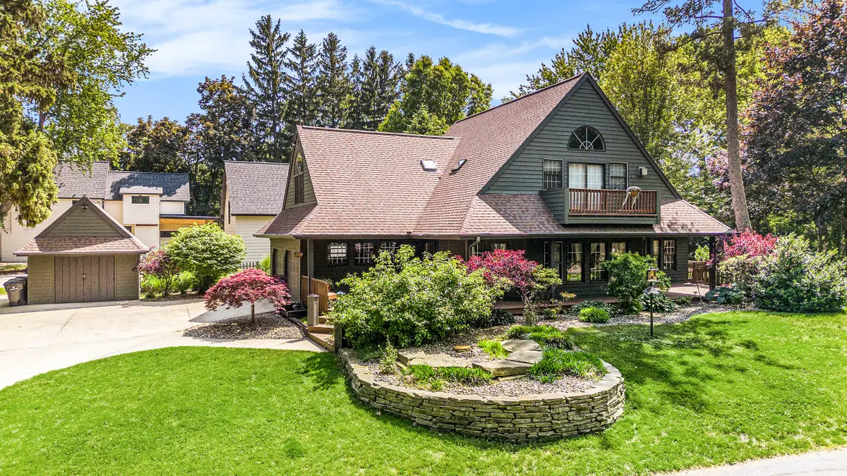 2928 Sundown Path, Stevensville, MI 49127 - #1