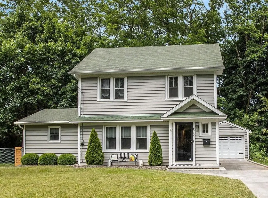 2010 Commonwealth Avenue, Kalamazoo, MI 49006 - #1