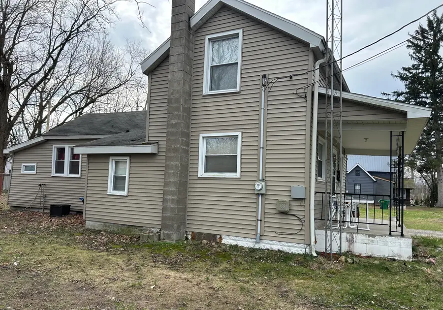 403 Walnut Street, Dowagiac, MI 49047 - #2