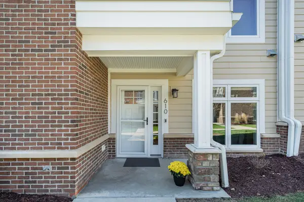 631 Woodland Drive #65, Dexter, MI 48130