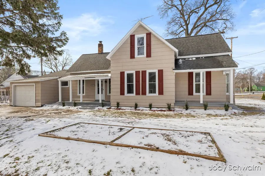 1407 Montgomery Avenue, Muskegon, MI 49441 - #2