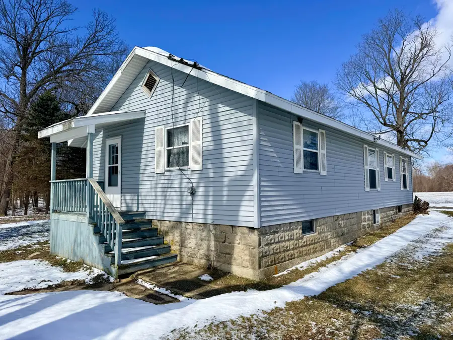 48705 92nd Avenue, Decatur, MI 49045 - #3