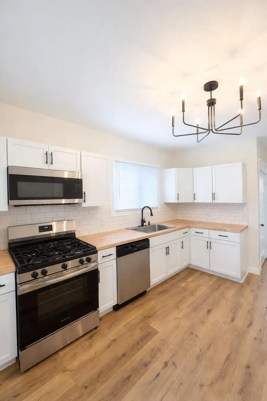 12 E 19th Street, Holland, MI 49423 - #3