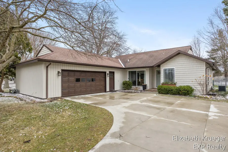 4365 Chappel Street, Wayland, MI 49348 - #2