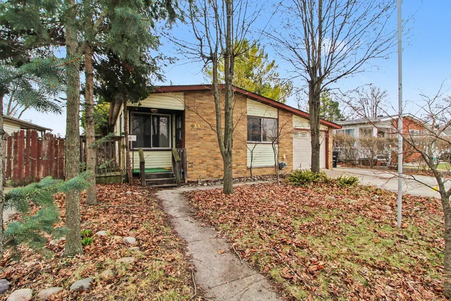 413 Forest Street, Westland, MI 48186 - #3