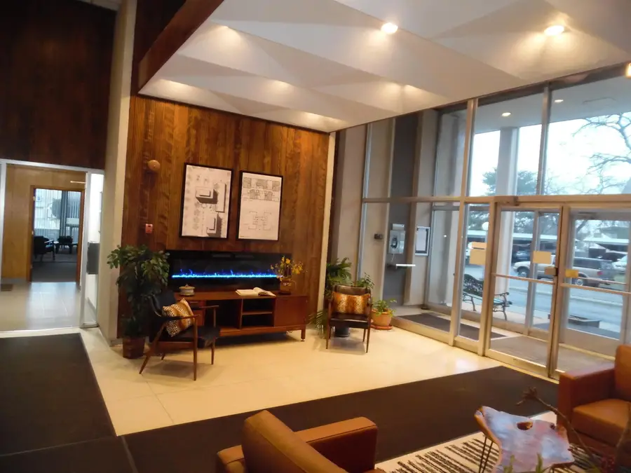 715 W Michigan Avenue #508, Jackson, MI 49201 - #3