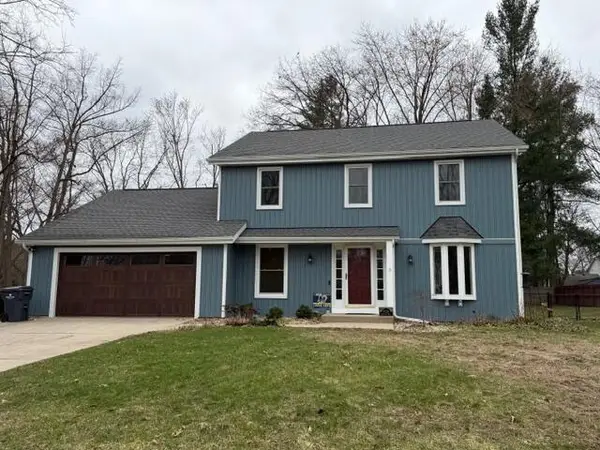 7676 Orchard Hill Avenue, Kalamazoo, MI 49009