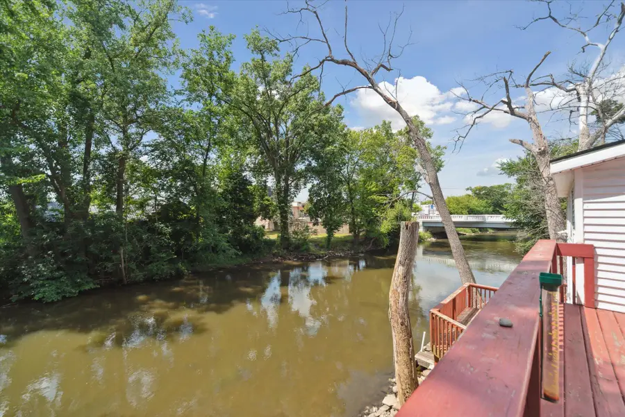 222 E Mill Street, Hastings, MI 49058 - #2