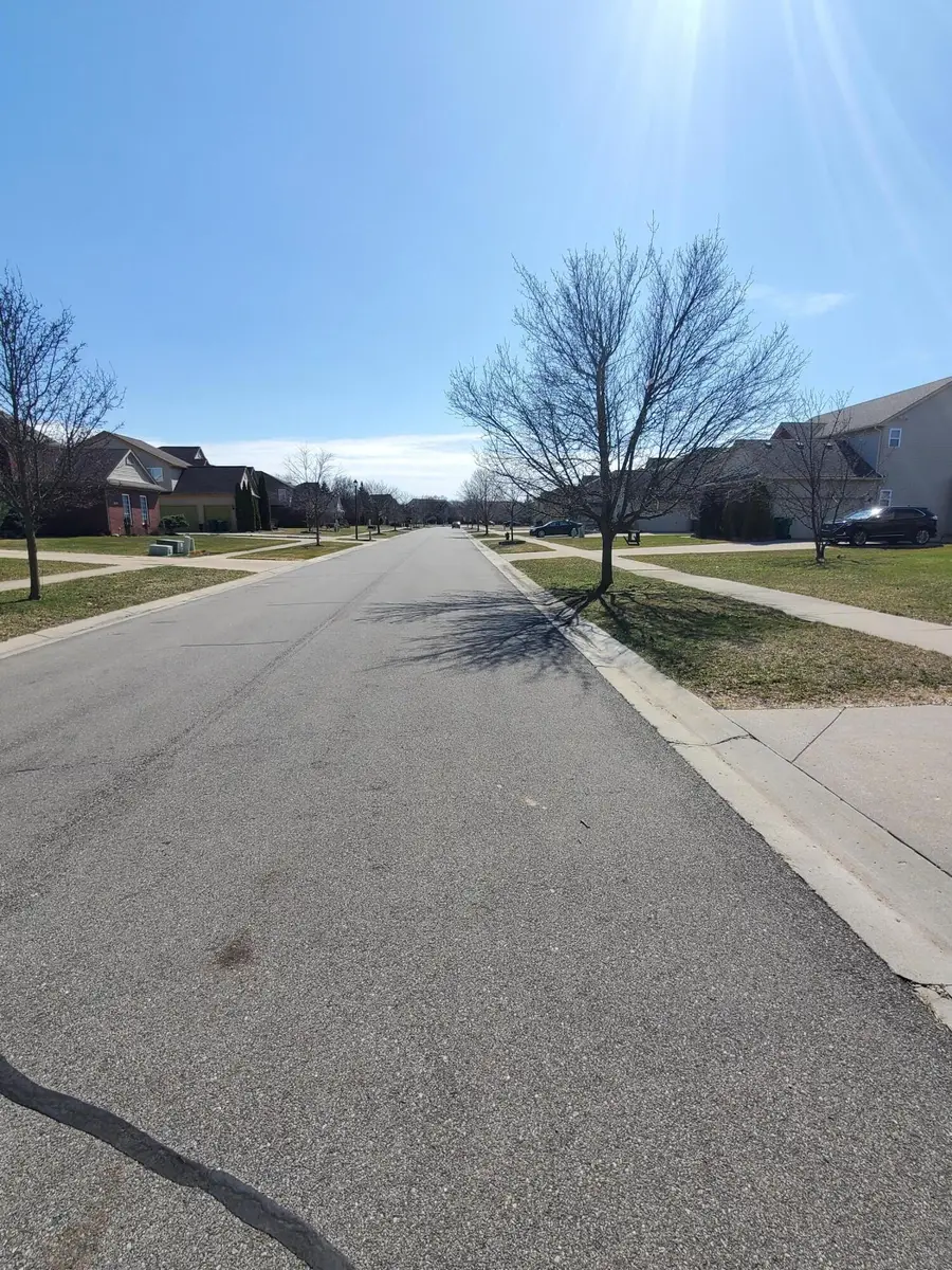 6388 Sadie Lane, Van Buren Township, MI 48111 - #2