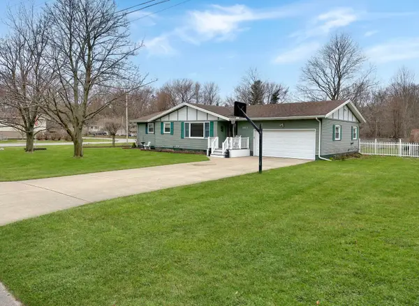 1913 Orchard Drive, Stevensville, MI 49127