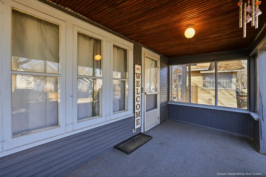 1721 Jarman Street, Muskegon, MI 49442 - #2